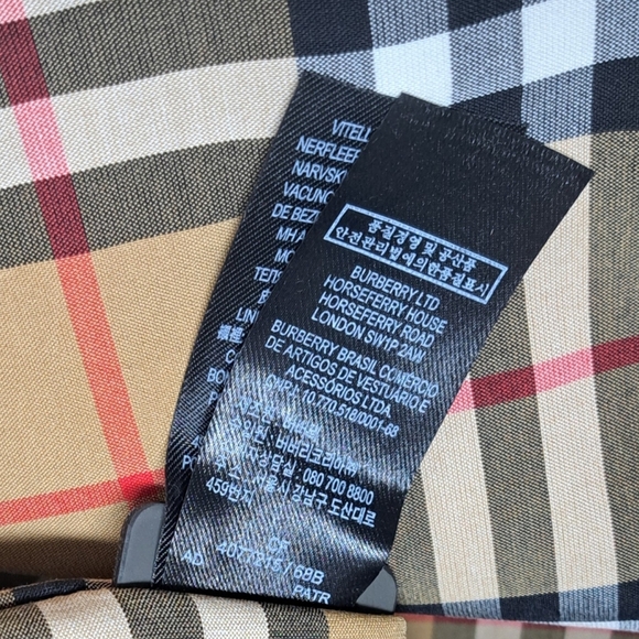 Burberry Women's Shoulder Bag Tote Nova Check Rainbow Pride Italy 19" x 15.5" - Picture 11 of 15